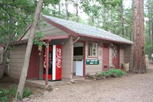 Το κτήριο όπου στεγάζεται  το καταφύγιο