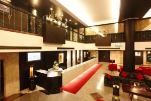 Lobbyn eller receptionsområdet på King Park Avenue Hotel Bangkok