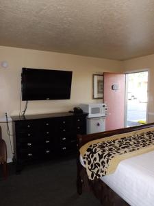 Η κουζίνα ή μικρή κουζίνα στο Sage Motel