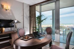 Gallery image of Waldorf Suite Hotel in Rimini