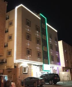 Budova, kde se aparthotel nachází + 37 fotografií