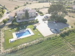 Bazén v ubytování Hotel Villa Monter nebo v jeho okolí