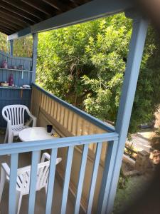 Balkón nebo terasa v ubytování Paphos gardens studio suite