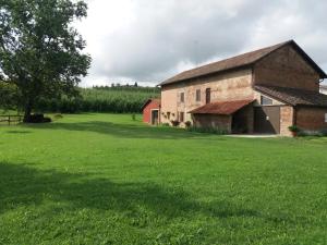 A garden outside Poderi Sartoris