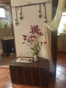 A bathroom at Casa Fuente Hervera