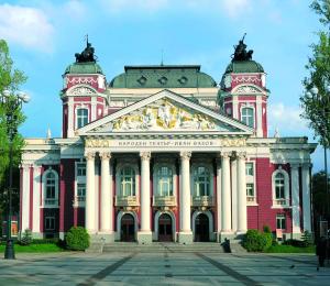 Fotografie z fotogalerie ubytování Sofia Central Luxury Apartment v Sofii