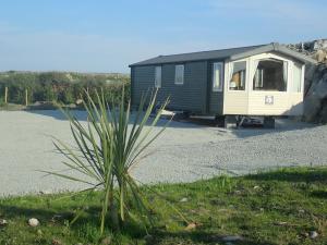 Fotografie z fotogalerie ubytování Earls View Caravan v destinaci Carna