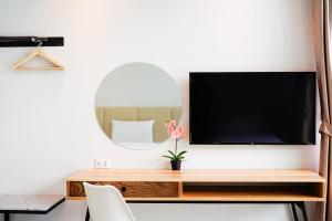 TV/Unterhaltungsangebot in der Unterkunft Good Night Pool Villa Phuket - SHA Plus
