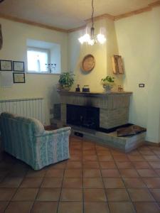 A seating area at Agriturismo Casa degli Archi