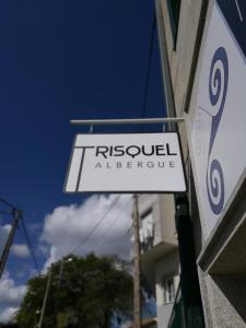 Albergue O Trisquel tanúsítványa, márkajelzése vagy díja