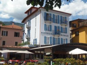 Hoone, kus hotell asub