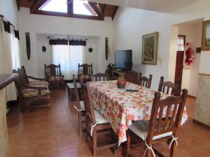 Μια τηλεόραση ή/και κέντρο ψυχαγωγίας στο Chalet Individual Maiten 2
