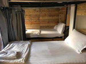 Afbeelding uit fotogalerij van Nhiet Doi Hotel in Tuy Hoa