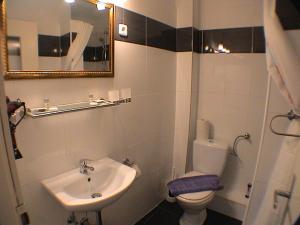 Um banheiro em Union Hotel Cochem