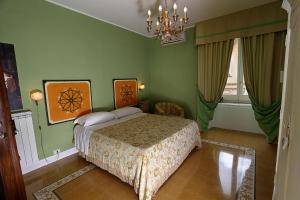 A bed or beds in a room at Bed and Breakfast di Francia