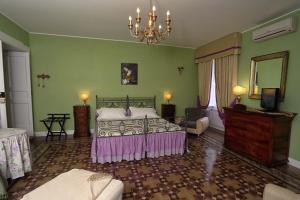 A bed or beds in a room at Bed and Breakfast di Francia