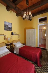 A bed or beds in a room at Bed and Breakfast di Francia