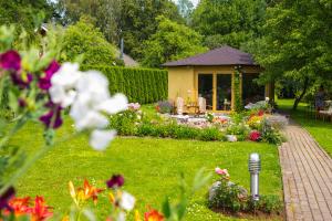 Zahrada ubytování Guests house "Like Home"