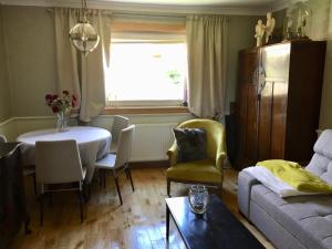 Gallery image of Bedroom in Findlay Apartment in Edinburgh