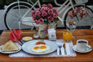 Opciones de desayuno disponibles en M Home