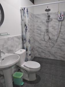 Koupelna v ubytování La Maison Verte Hostel