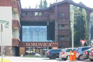 Budova, v ktorej sa apartmán nachádza