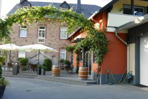 Afbeelding uit fotogalerij van Weingut Clemens in Ellenz-Poltersdorf