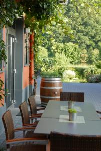 Afbeelding uit fotogalerij van Weingut Clemens in Ellenz-Poltersdorf