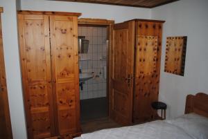 Łóżko lub łóżka w pokoju w obiekcie Pension Lachmayr