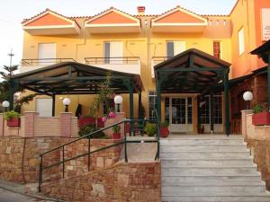 Gallery image of Sunrise Hotel in Agia Ermioni