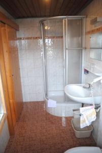 Łazienka w obiekcie Pension Lachmayr