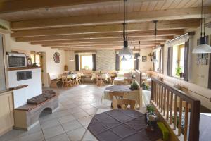 Restaurace v ubytování Pension Weiß