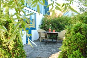 Zahrada ubytování Tryde 1303 B&B på Österlen