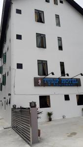 Budova, kde se aparthotel nachází