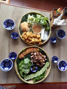 Các lựa chọn bữa trưa/tối cho khách tại Phong Nha Rice Field Homestay