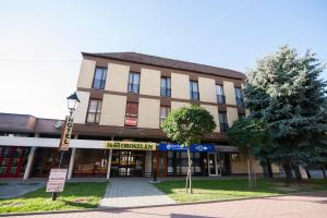 Hotel Oroszlán Szigetvár 7900 Szigetvár, 1 Vár utca kép - 2