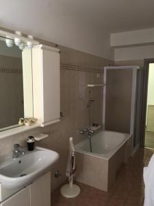 Koupelna v ubytování La Terrazza di Gino + 21 fotografií