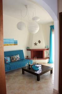 Posezení v ubytování Siviri Apartment in Blu