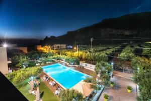 Bazén v ubytování Hotel Achibea nebo v jeho okolí