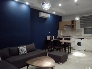 Кухня или мини-кухня в London House
