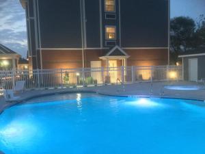 The swimming pool at or close to Microtel Inn & Suites by Wyndham Ocean City