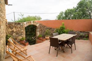 Patio alebo iná vonkajšia časť ubytovania Mas Tomas