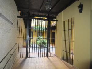 Zdjęcie z galerii obiektu Apartamento céntrico Plaza del Salvador w Sewilli
