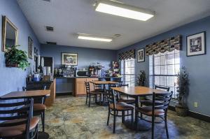 Gallery image of Americas Best Value Inn Midlothian in Midlothian