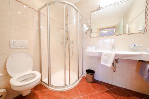 Ein Badezimmer in der Unterkunft Superior Hotel Persal