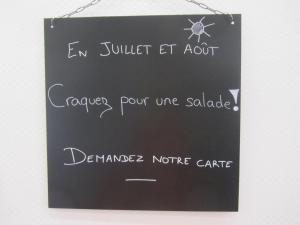 Fotografie z fotogalerie ubytování Hôtel Le Saint Joseph v destinaci Saint-Éloy-les-Mines