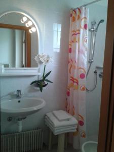 Koupelna v ubytování Hotel Paron