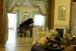 Fotografie z fotogalerie ubytování Albergo-Ristorante"Parco alle Noci"tra la Cascata delle Marmore,Labro e valle Santa di S Francesco v destinaci Rivodutri