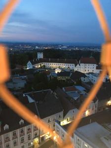 Nespecifikovaný výhled na destinaci Enns nebo výhled na město při pohledu z penzionu + 14 fotografií