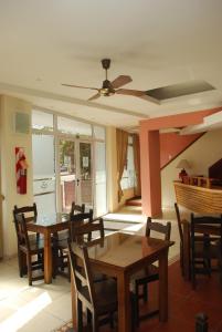 Un restaurant u otro lugar para comer en Hotel Gran Crisol